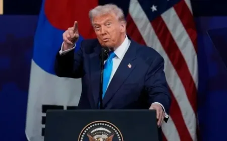 Trump dijo que los militares recibirían su paga el viernes.