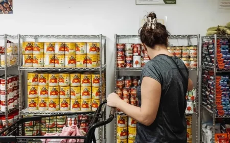 Donations to hunger relief organizations surge amid SNAP crisis