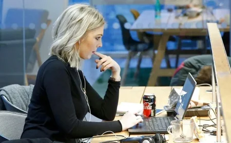 UK Jobless Rate Climbs to 5% Amid Weakening Labour Market