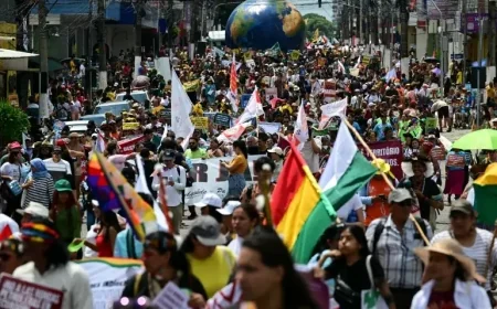 Brazil Crowd Marches for Climate Justice Before COP30