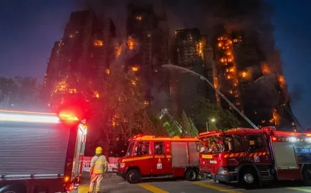 13 Killed as Fire Engulfs Hong Kong Residential Buildings