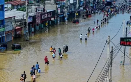 Sri Lanka Capital Flooded, Cyclone Deaths Rise to Nearly 200