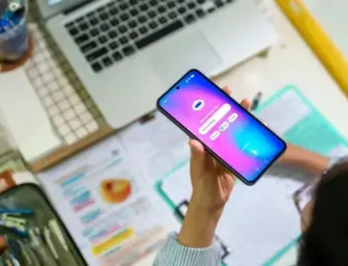 Google Boss Cautions on 'Irrationality' in AI Boom