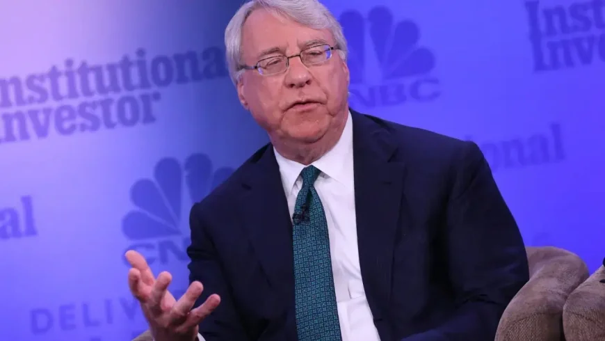 Jim Chanos withdrew his short strategy against Bitcoin as the
