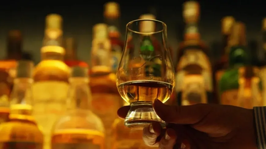 Thieves stole a trailer full of alcohol worth £90,000 in Lanarkshire