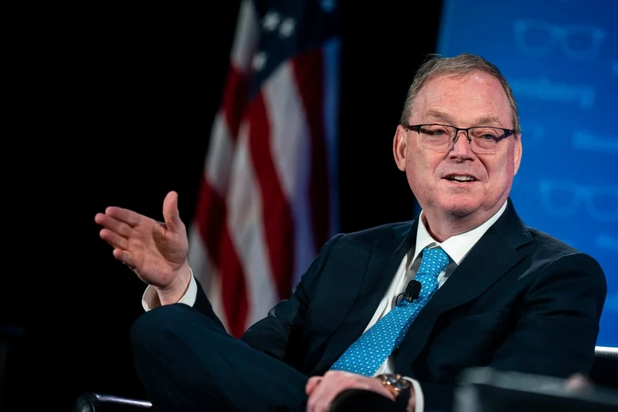 AI Driving Labor Market Quiet Period, Says Hassett