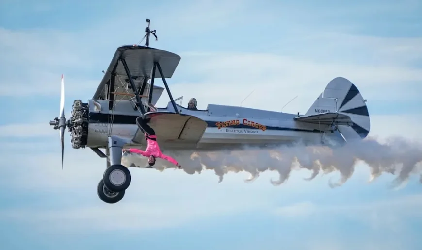 Largest aircraft in the world seen over US. What is it doing?