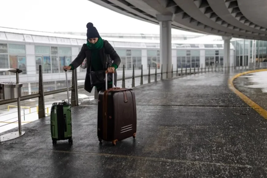 Midwest Travel Hit by Major Winter Storm