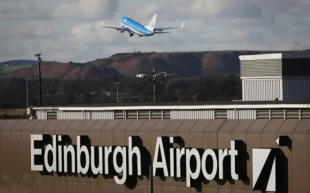 Edinburgh Airport halts flight resumption after outage