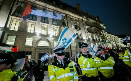 Tories demand deportation of anti-Semitic foreign students