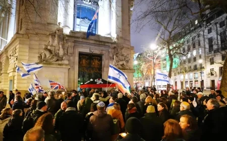 UK Events Honor Bondi Victims as Police Boost Jewish Security