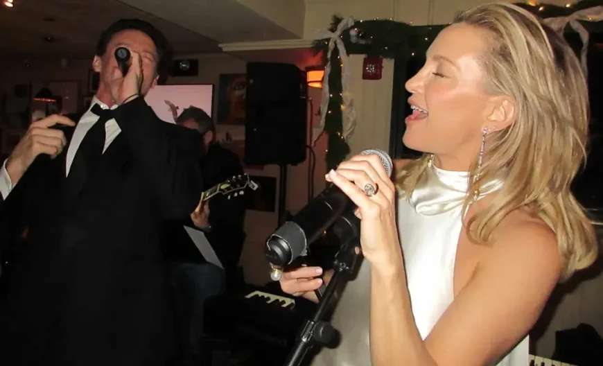Jackman & Hudson Surprise Fans with Neil Diamond Songs in NYC Bar