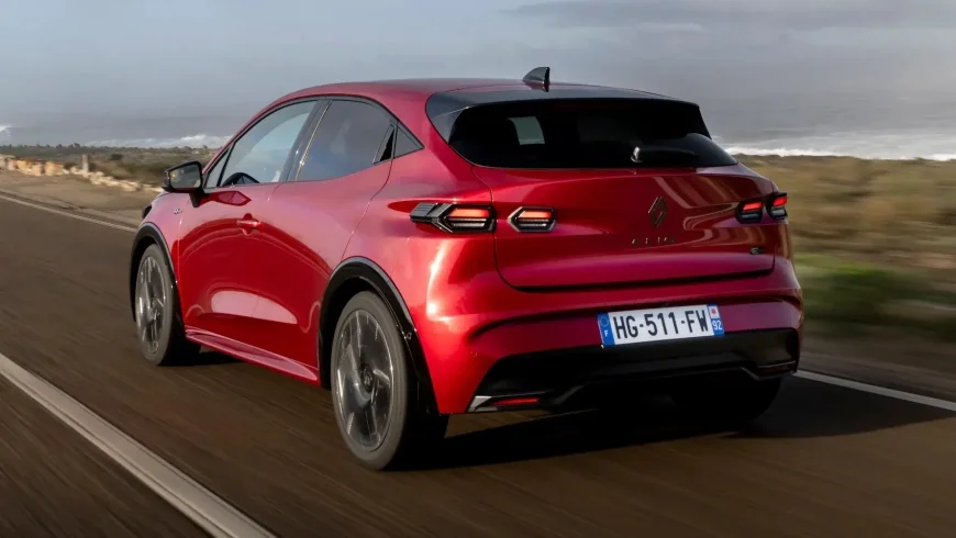 7 Bold Changes: The All-New Renault Clio Shocks Fans