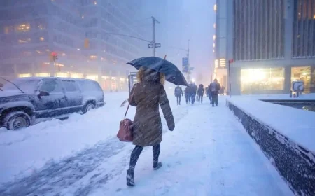 BREAKING: Winter Storm Slams US, Hundreds of Thousands Lose Power