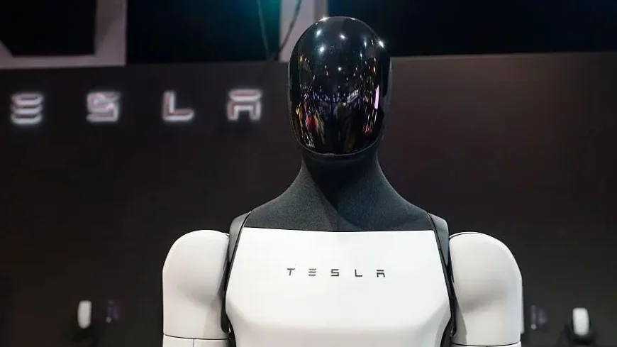 Tesla Drops Car Models to Go All-In on Robots and AI