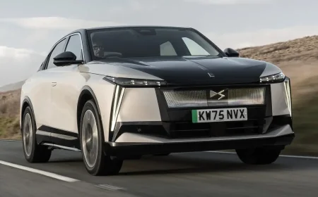 7 Reasons DS No 8 EV Dominates Luxury Hatchbacks