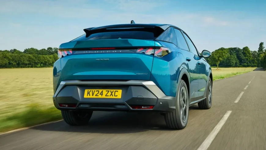 7 Reasons the New Peugeot 3008 Dominates Hybrids