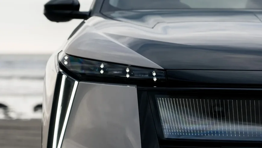 7 Reasons DS No 8 EV Dominates Luxury Hatchbacks