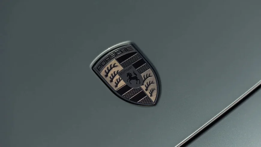 7 Jaw-Dropping Facts About the Electric Cayenne Turbo